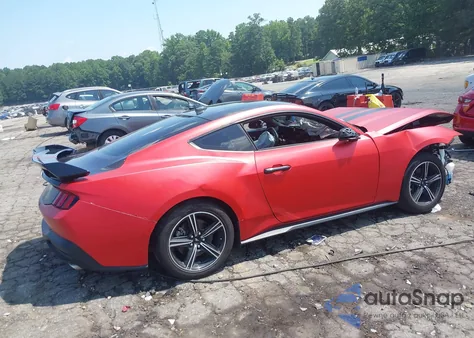 2024 Ford Mustang Ecoboost Fastback z USA, uszkodzony, nr VIN 1FA6P8TH7R5121457